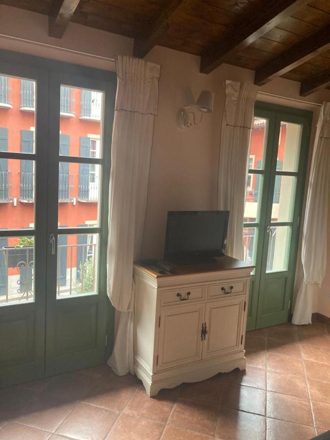 La Corte Di Vicolo Torre Uboldo Buitenkant foto